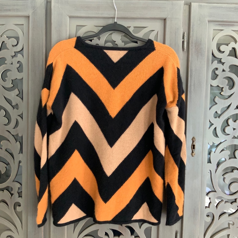 Burberry cashmere graphic sweater orange black S